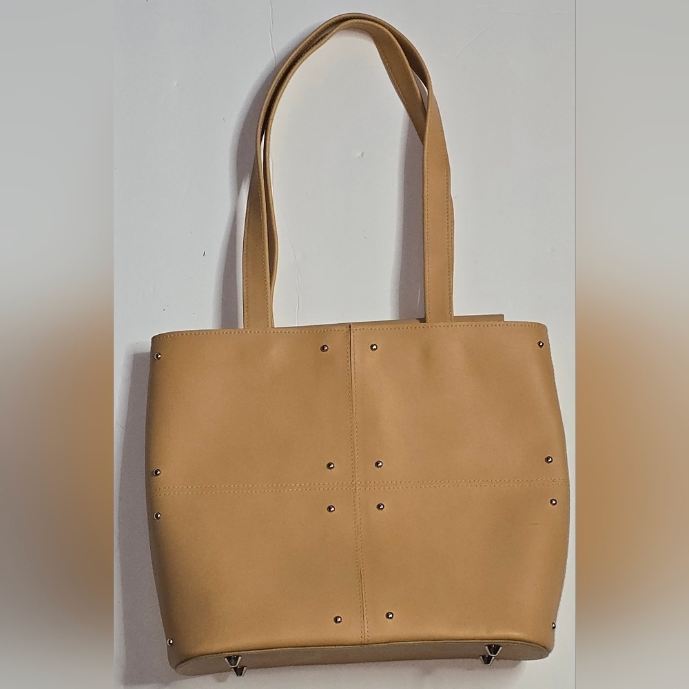 Carla Mancini Leather Handbag Tote Tan Magnetic Closure Top Handle